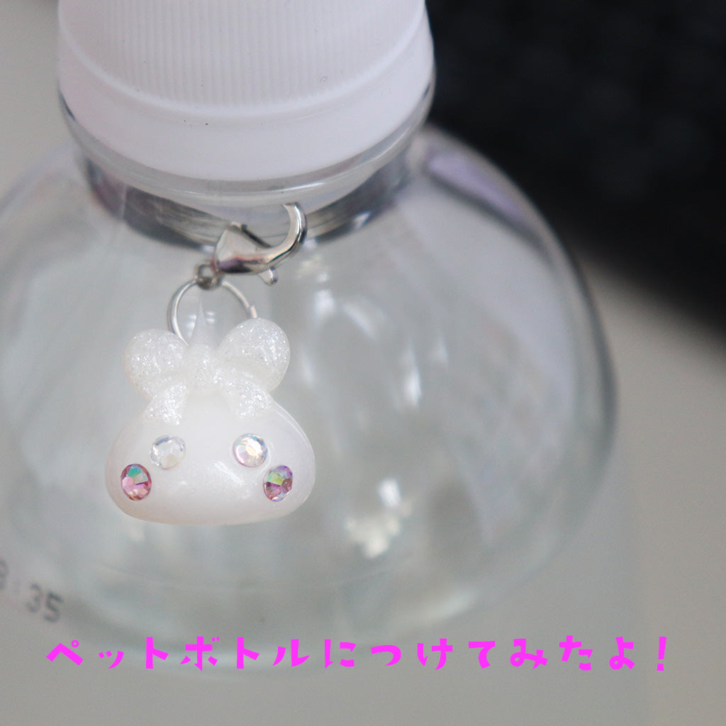 ホワイトパールほっぺちゃん めじるしチャーム