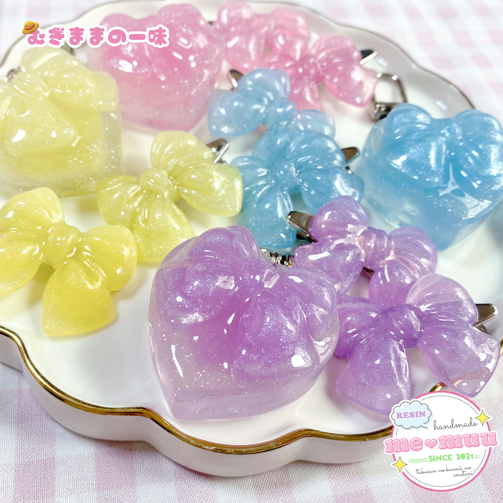 ちゅるちゅるリボンのハートキーホルダーとヘアクリップセット
