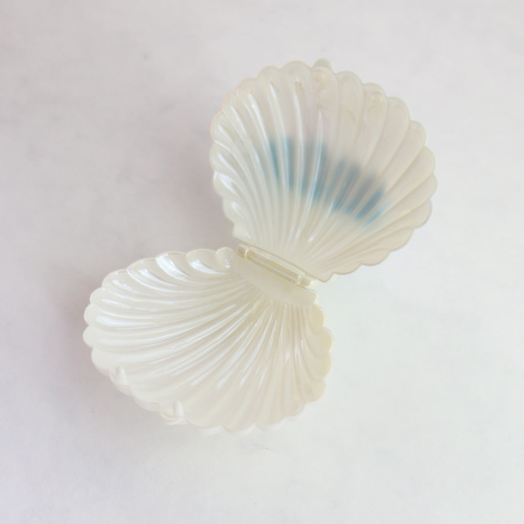 ほっぺ母の気まぐれ宝箱2000円 (白)