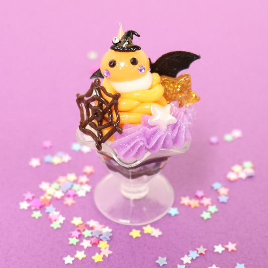 ~魔女が作ったお菓子~モンブランパフェほっぺちゃん ストラップ