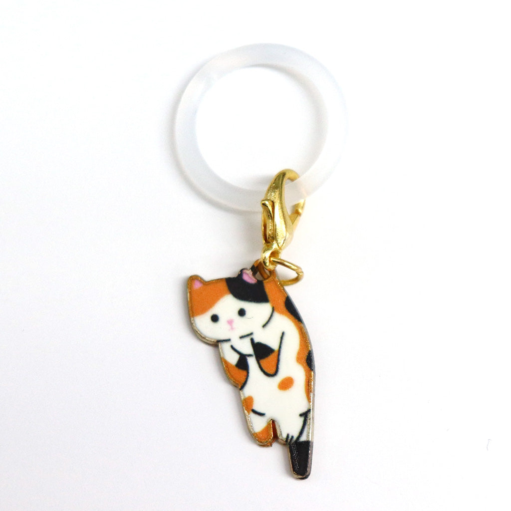 ぶら下がりネコのめじるしチャーム
