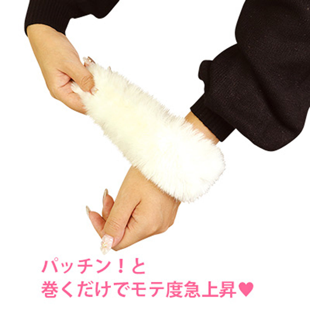ホワイト/2WAYふわふわファーのパッチンバンド