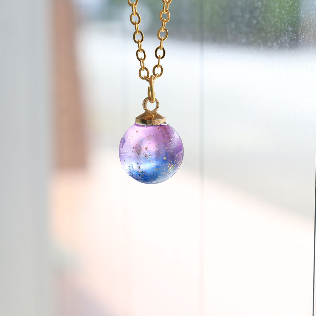 金箔風ラメ/空のグラデーションネックレス/1個売り