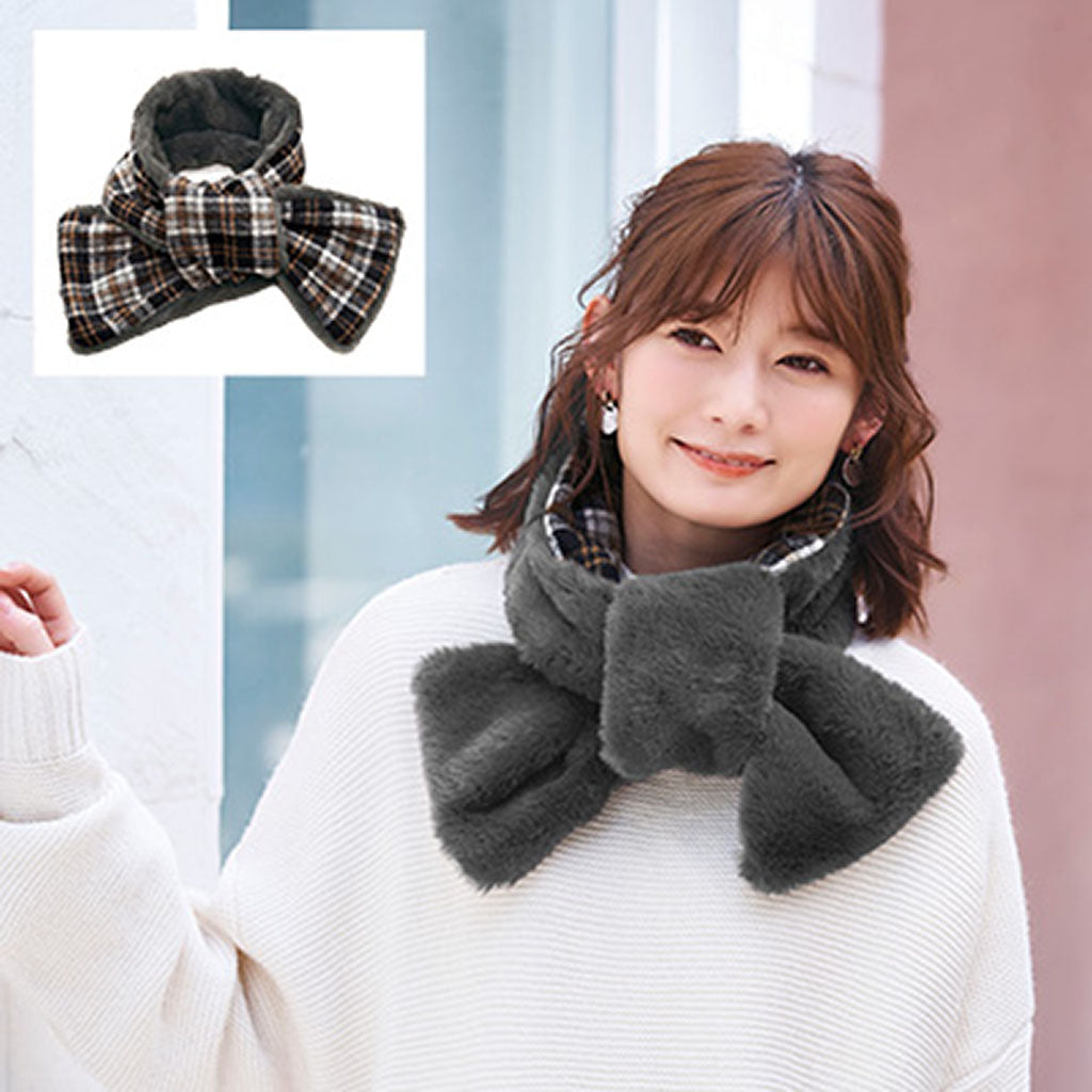 ブラック/キュッと通すだけ2WAYリバーシブルマフラー