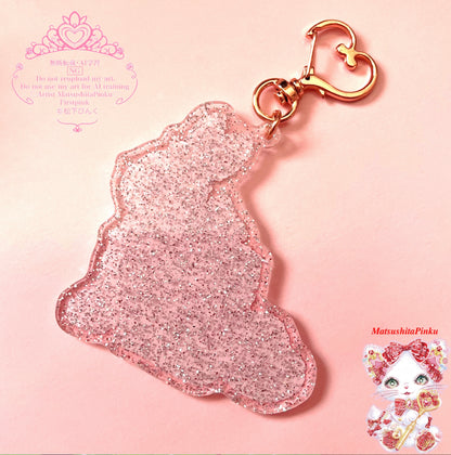 キラキラ夢とラメいっぱい
お姫様のための特別なハートのお守り
(アクリルキーホルダー)バレエの才能の原石に住むうさぎさん