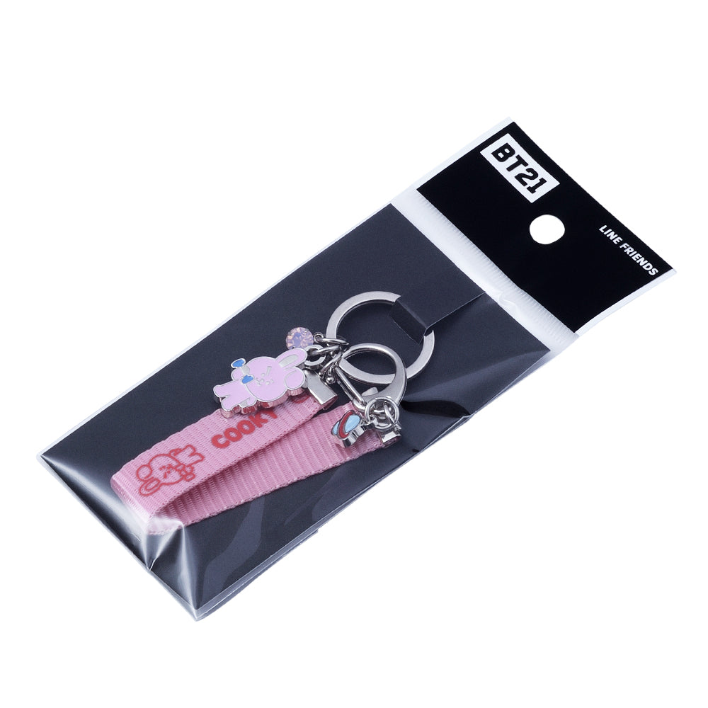 BT21 COOKY　ストラップ付きバッグチャーム