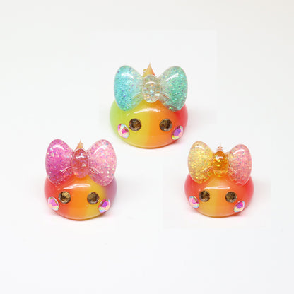 秋の終わりを告げるデカほっぺちゃんストラップ