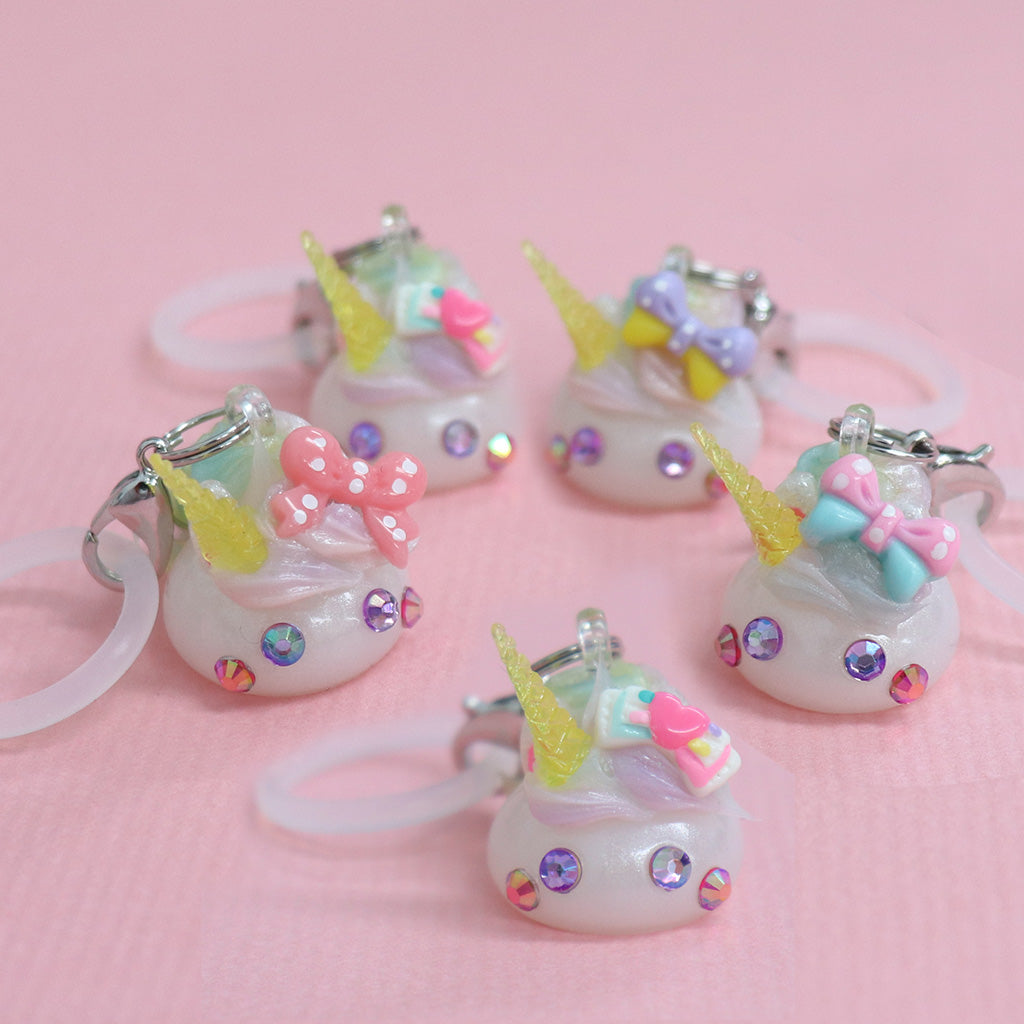 白パール／メルヘンランドのユニコーンほっぺちゃんめじるしチャーム