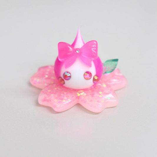 ピンク白／潤いピンクの桜ほっぺちゃん／ストラップ