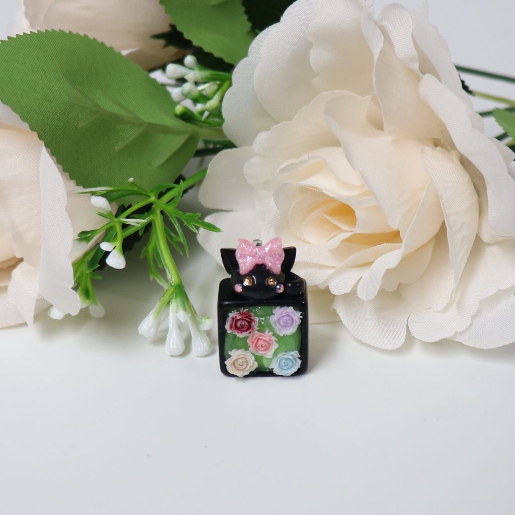 黒/ネコほっぺちゃんがお届け♡FlowerBox／ストラップ
