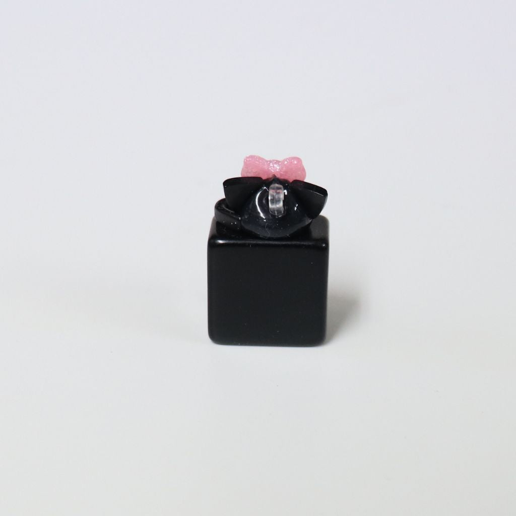 黒/ネコほっぺちゃんがお届け♡FlowerBox／ストラップ