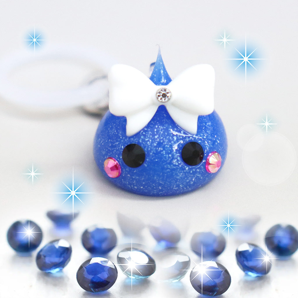 青ラメ／9月生まれのサファイアほっぺちゃんめじるしチャーム／誕生石カラー
