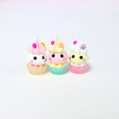 ミニカップケーキほっぺちゃんストラップ