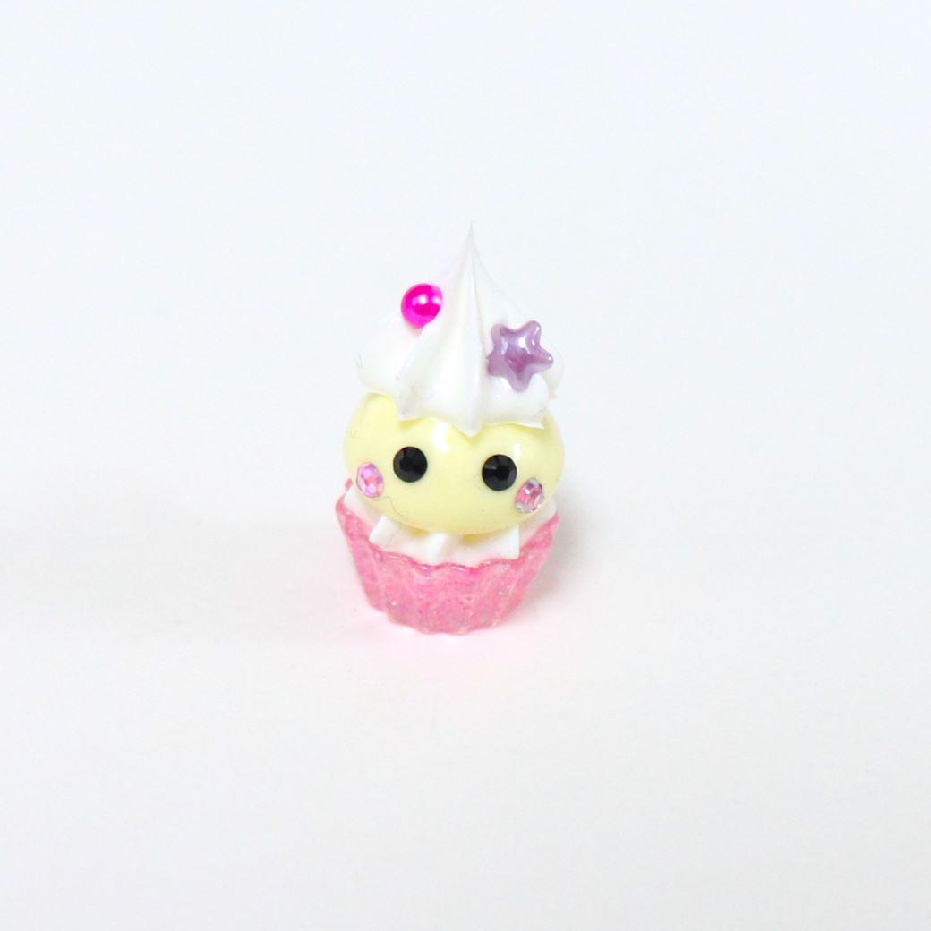 ミニカップケーキほっぺちゃんストラップ