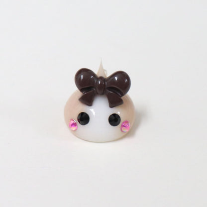 ラテほっぺちゃんめじるしキーホルダー