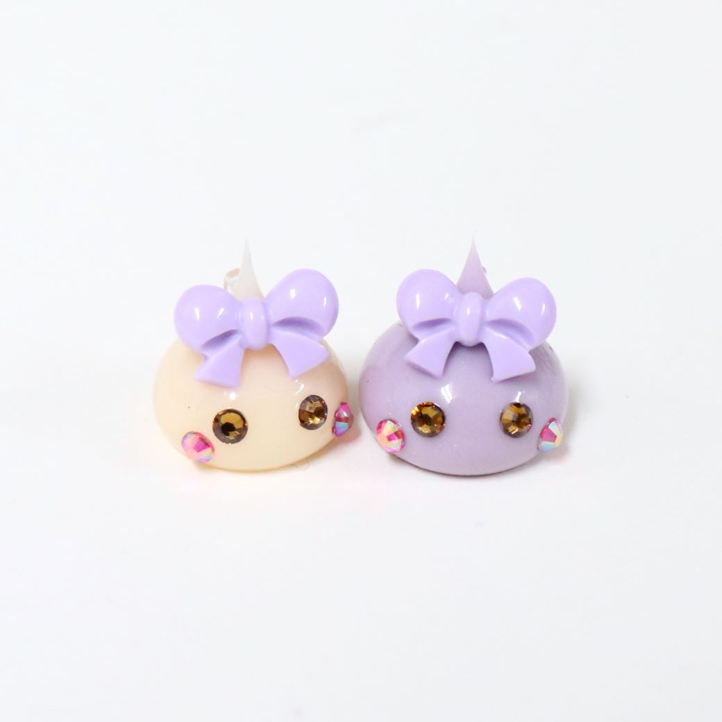 くすみベージュほっぺちゃんめじるしキーホルダー