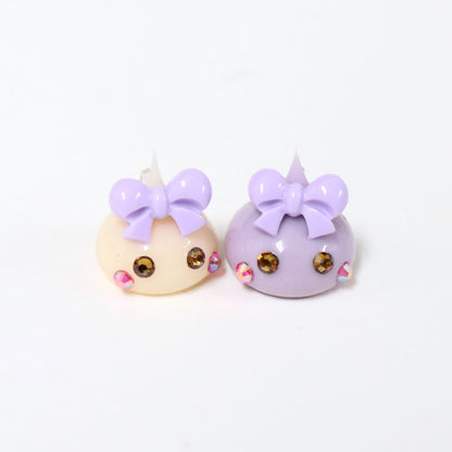 くすみベージュほっぺちゃんめじるしキーホルダー