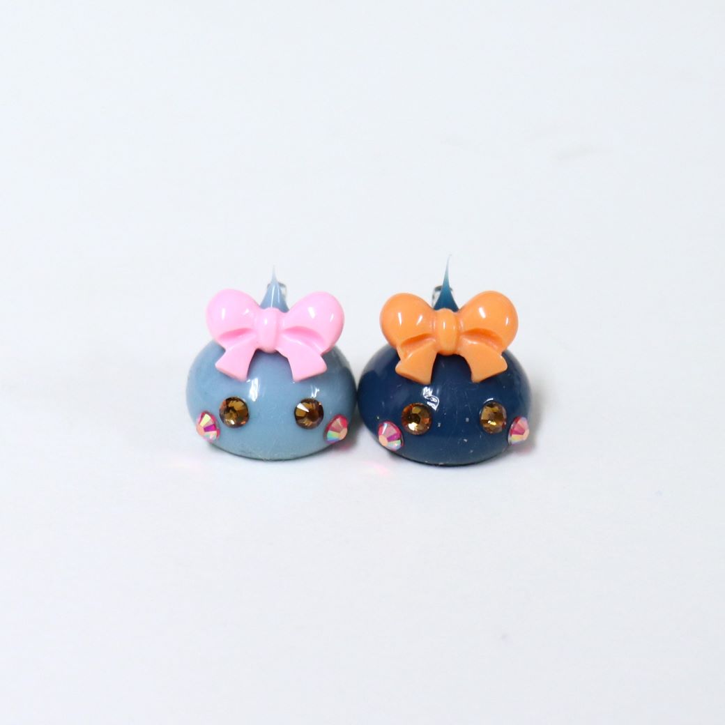 くすみネイビーほっぺちゃんめじるしキーホルダー