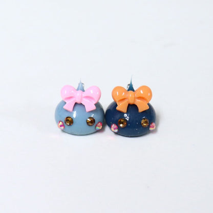 くすみネイビーほっぺちゃんめじるしキーホルダー