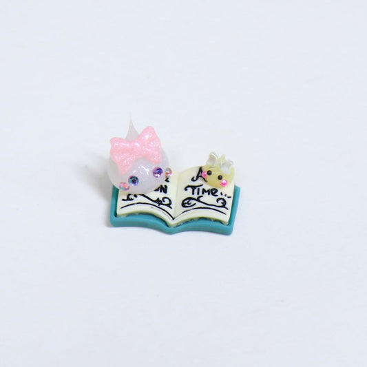 絵本から飛び出したミニほっぺちゃんと極ミニほっぺちゃんオブジェ