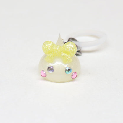 イエローパールほっぺちゃん めじるしチャーム