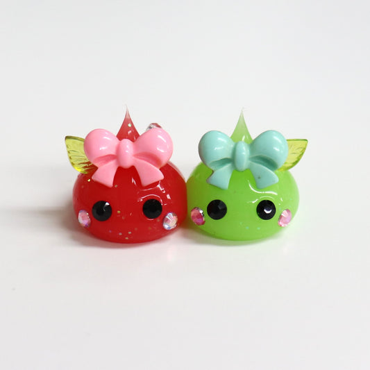 岩手限定／仲良しリンゴほっぺちゃんストラップ