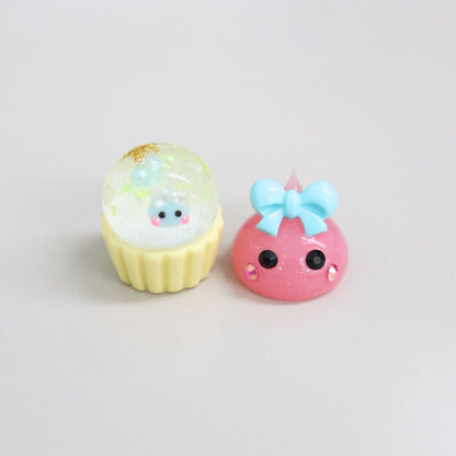 極ミニほっぺちゃん入り蓄光ミニチュアスノードーム オブジェ