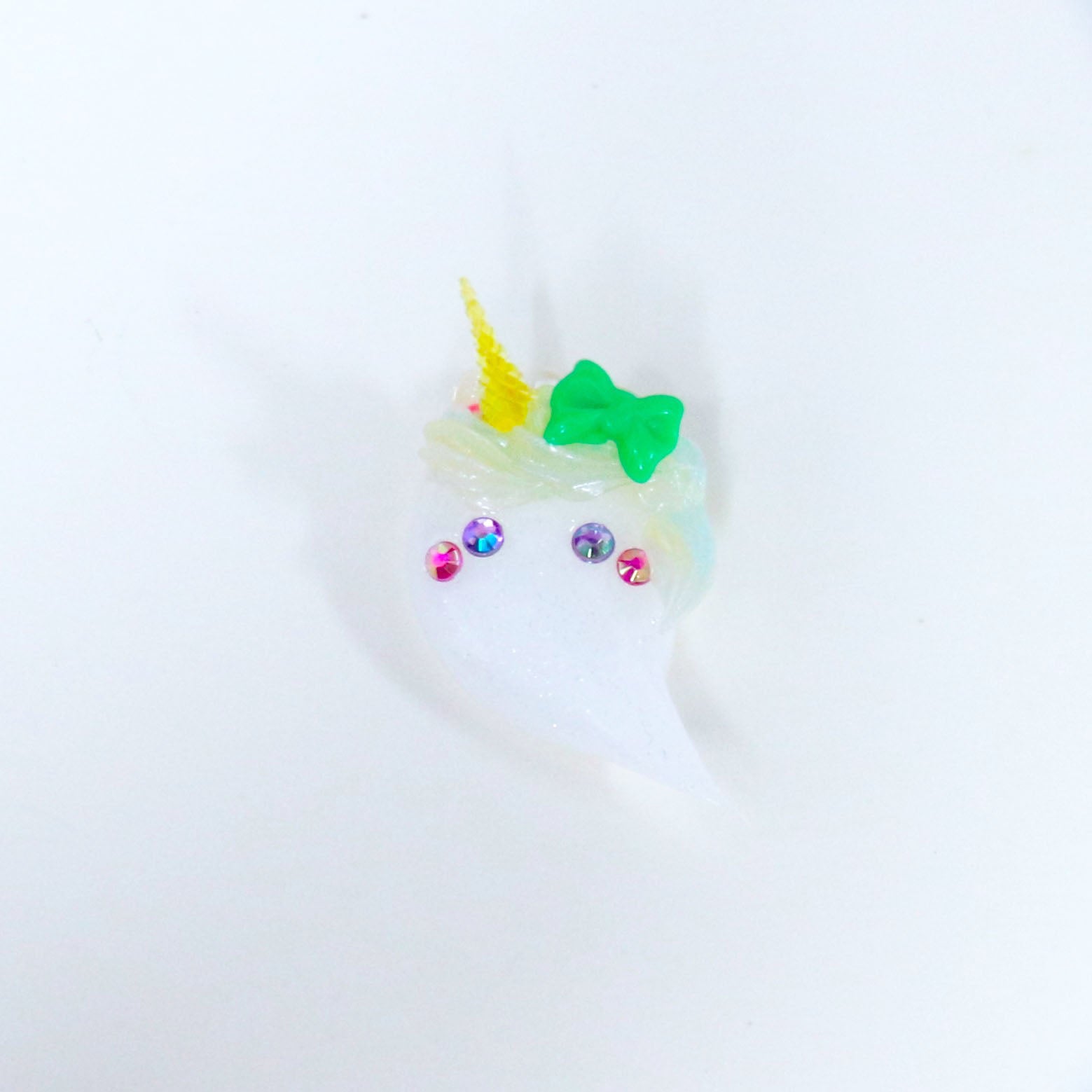 ユニコーンおばけちゃんめじるしキーホルダー – SUNHOSEKI