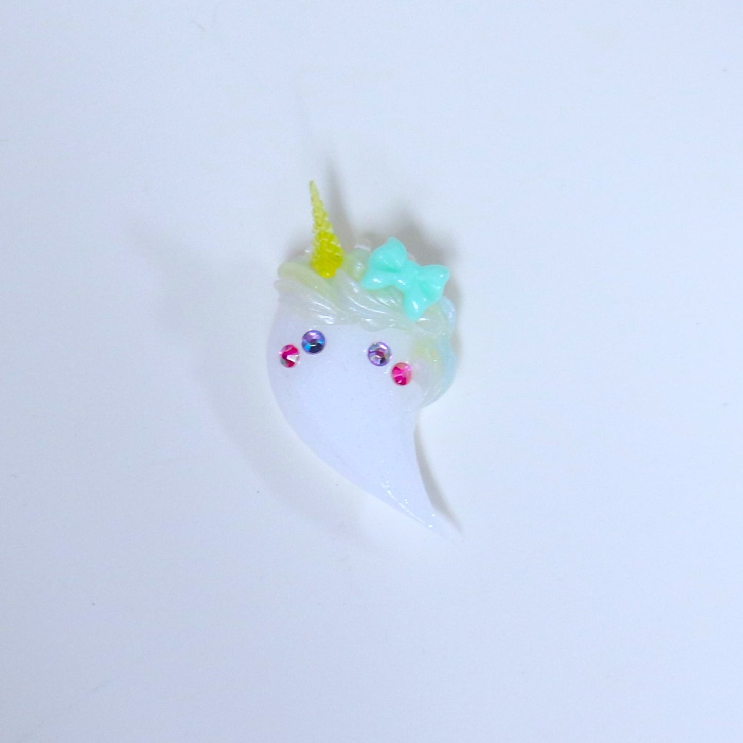 ユニコーンおばけちゃんめじるしキーホルダー
